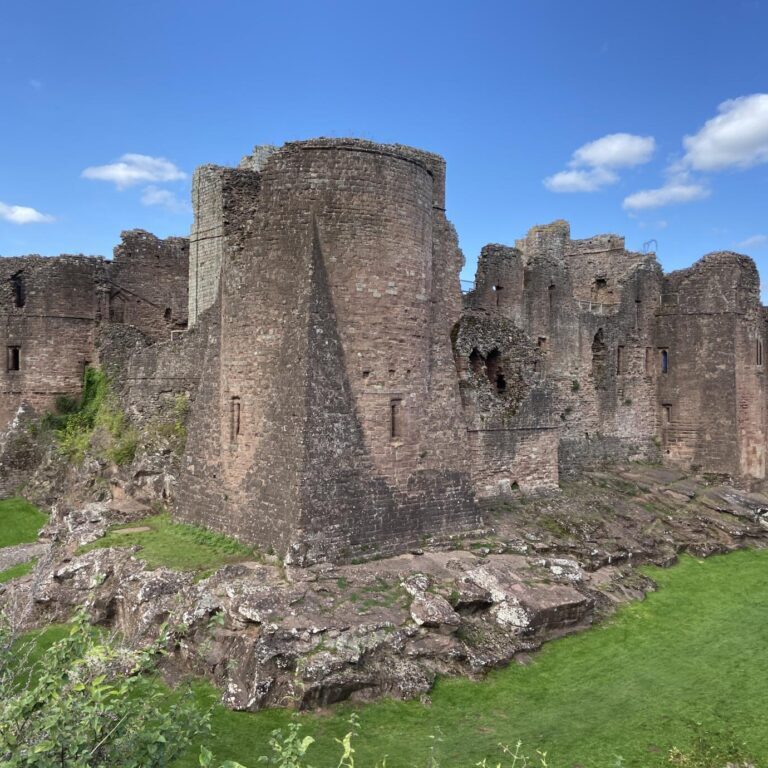 Goodrich Castle Ross On Wye | forest cabin sleeps up to 4 hot tub dog friendly